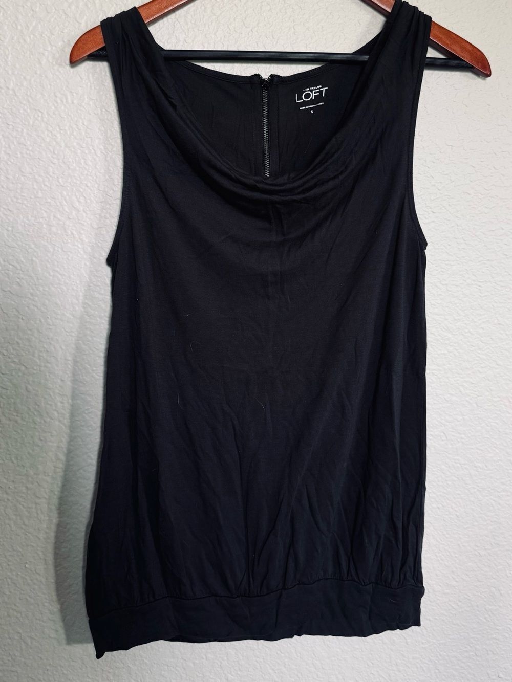 Ann Taylor LOFT Gray Sleeveless Blouse Top S